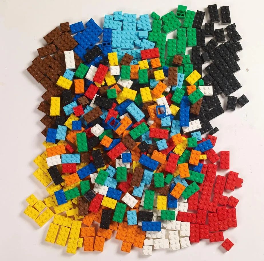 Box of Blocks 250-Piece Building Blocks
