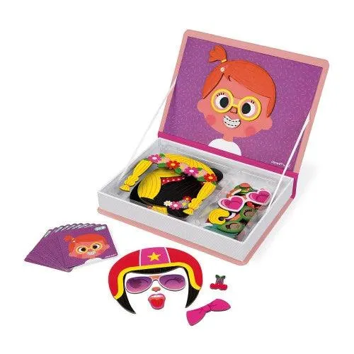 Girl's Crazy Faces Magneti'book