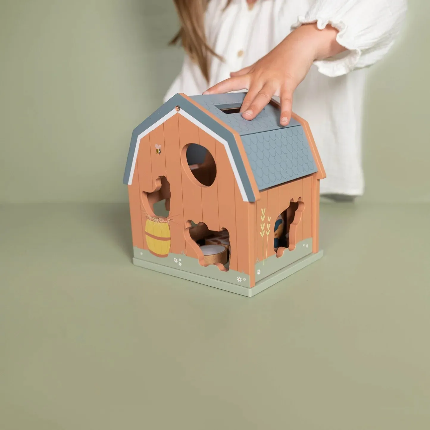 Little Dutch Little Farm Shape Sorter