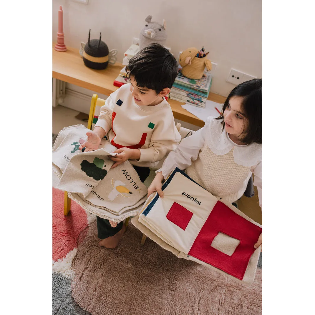 Lorena Canals New Green Toys - Colours Sensory Book - 22x28cm