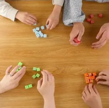Velocity Dice-Rolling Game